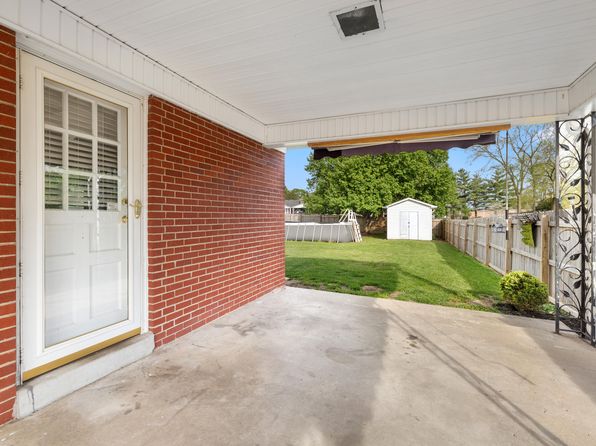 307 N Doctor St, Springfield, KY 40069