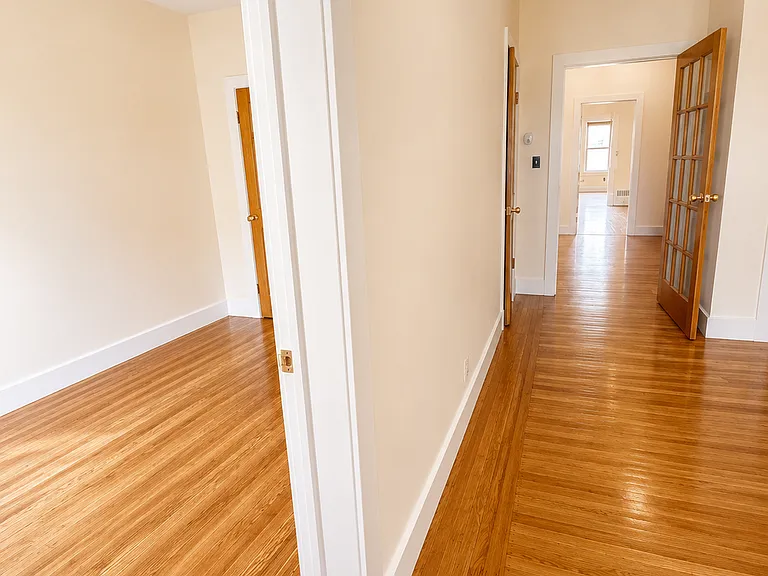 6137 Gates Ave #2A — Photo 6