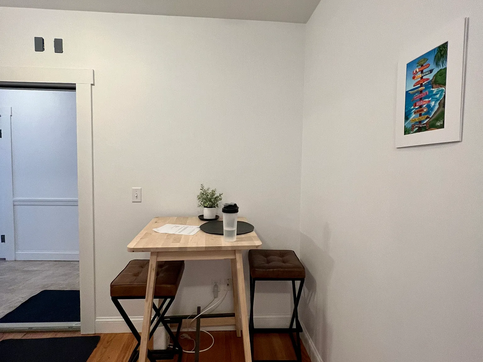 2 bed, 999 sqft, $3,600 — Photo 3