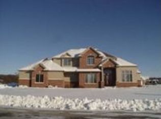 3924 N Cobble Creek Dr, Appleton, WI 54913