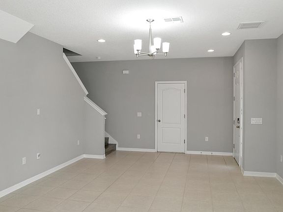 4th image of 2778 White Isle Ln
