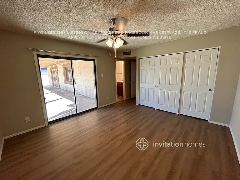 6731 W Denton Ln — Photo 9