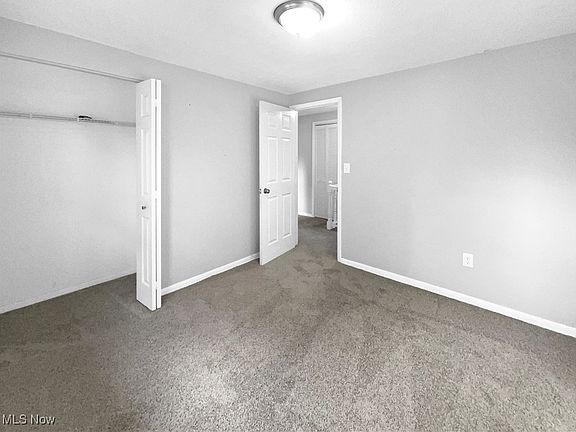 5th image of 8286 Mentorwood Dr