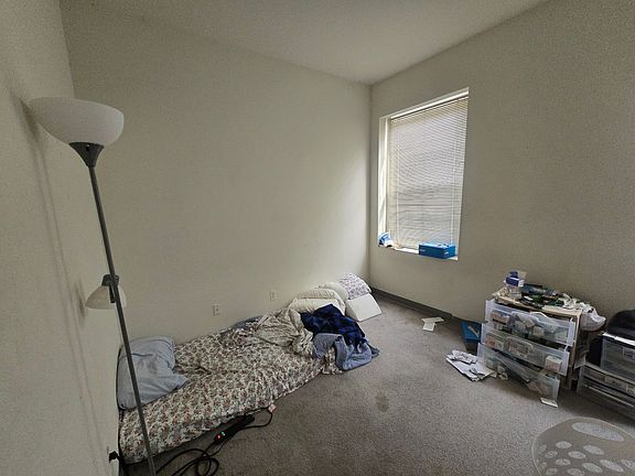 3rd image of 2006 E Franklin St APT 8