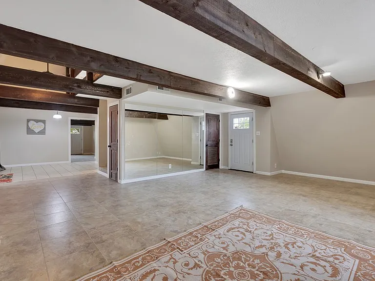 1405 W County Road 130 — Photo 4