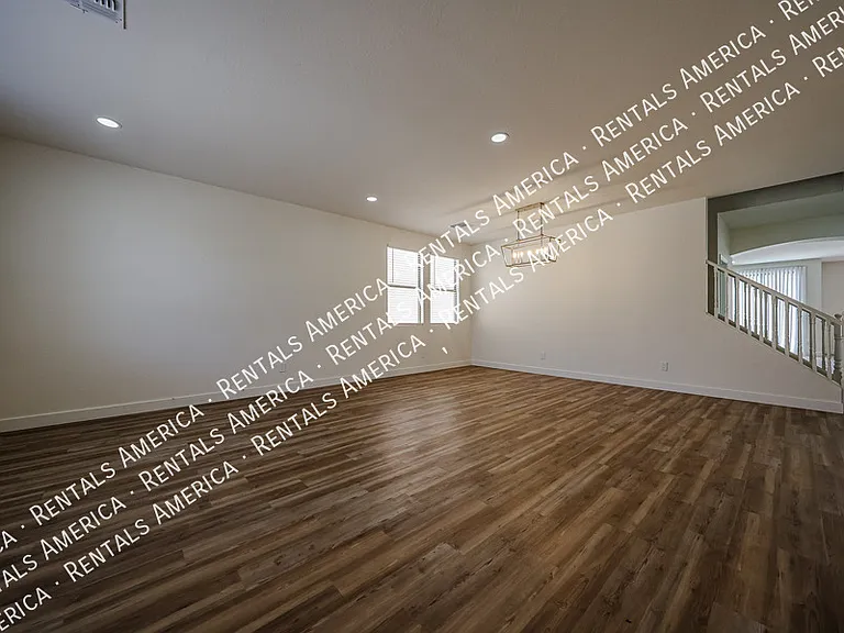 46137 W Belle Ave — Photo 4