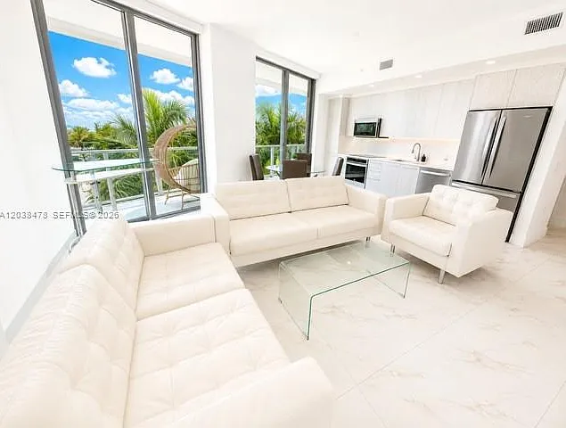 2000 Metropica Way #304 — Photo 4