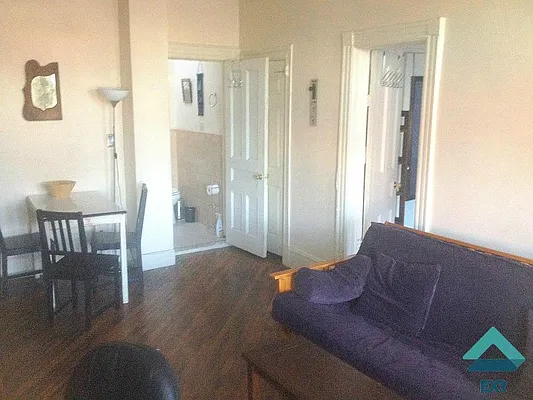 Rented by EXR | media 22