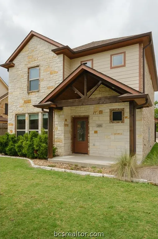 5 bed, 5.5 bath, 2124 sqft, $5,295 — Photo 2