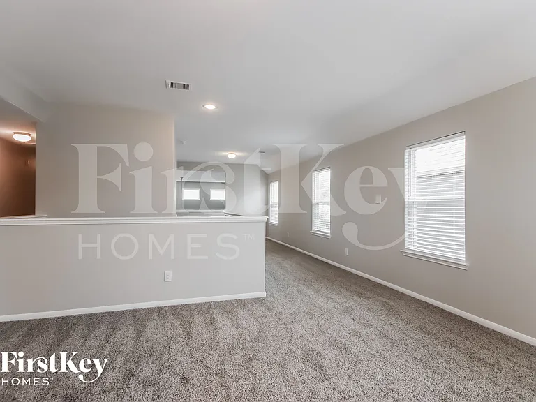 3013 Tulip Poplar Trl — Photo 7