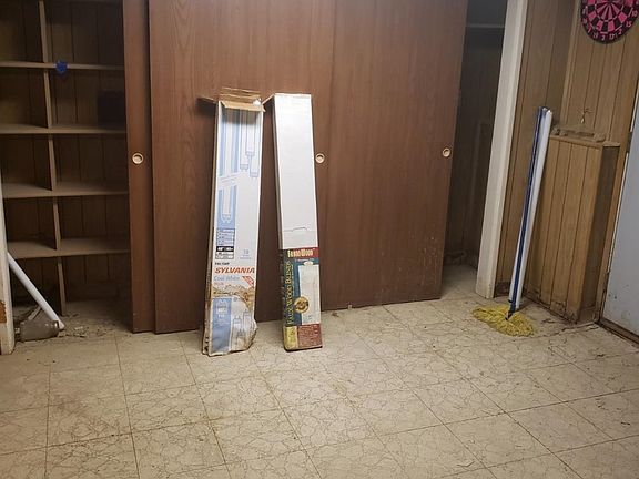 2nd image of 10886 Birchridge Dr