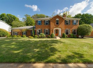 224 Brayhill Ct, Chesterfield, MO 63017