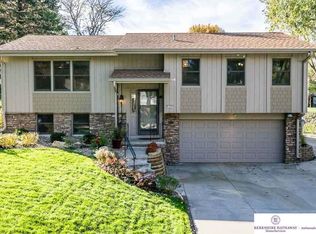 1224 S 165th St, Omaha, NE 68130