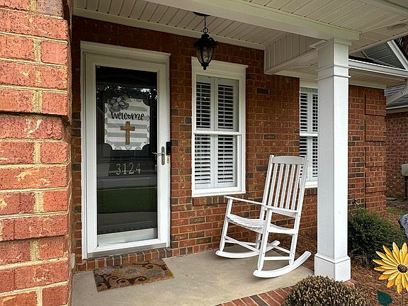 4th image of 3124 Girard Dr
