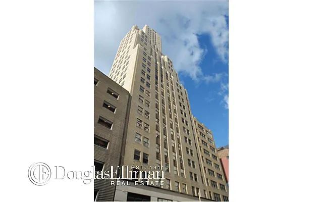 Sold by Douglas Elliman | media 20