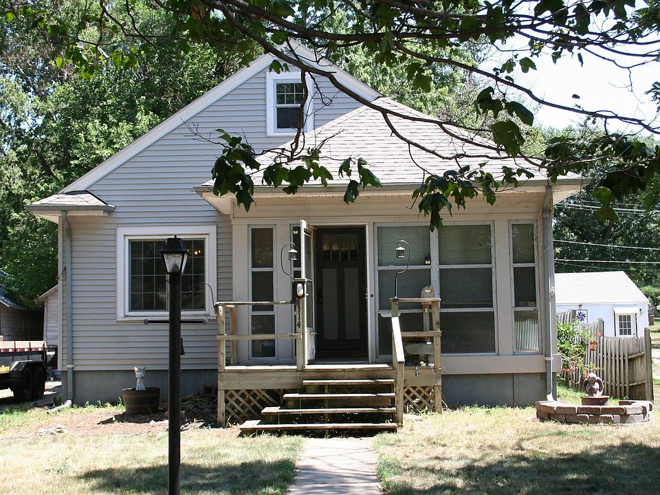 2nd image of 1114 Walnut St