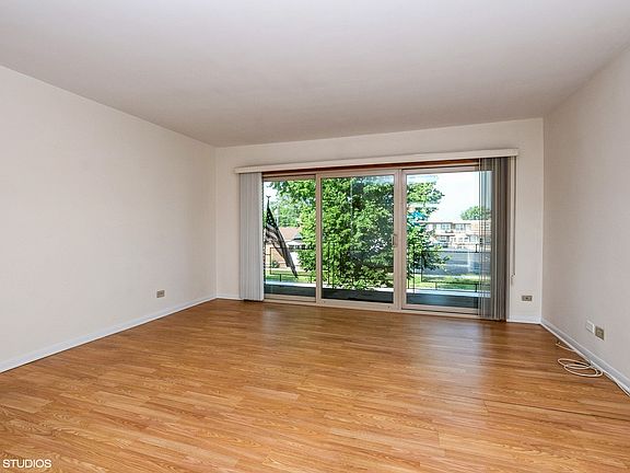 2nd image of 4645 W 95th St #2S