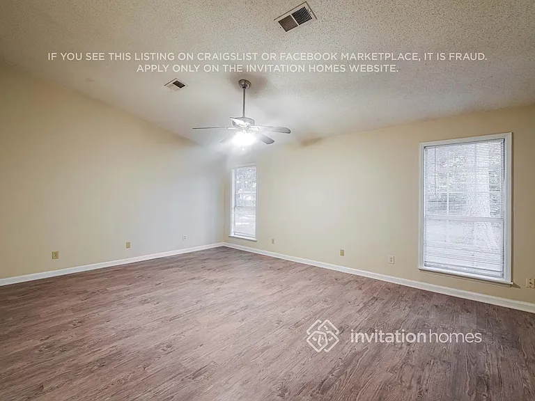7855 Dogwood Way — Photo 9