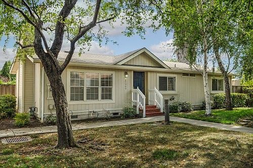 1st image of 27999 Lancelot Ct