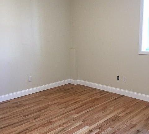 4th image of 435 Wood St #1