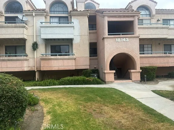 18143 Erik Ct Unit 235, Canyon Country, CA 91387