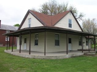 283 E Wilkison St, Montezuma, IN 47862