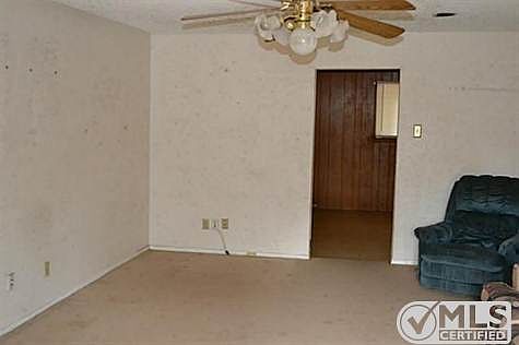 2nd image of 1013 Patricia St