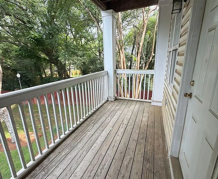 5609 Fairview Rd #5 — Photo 8