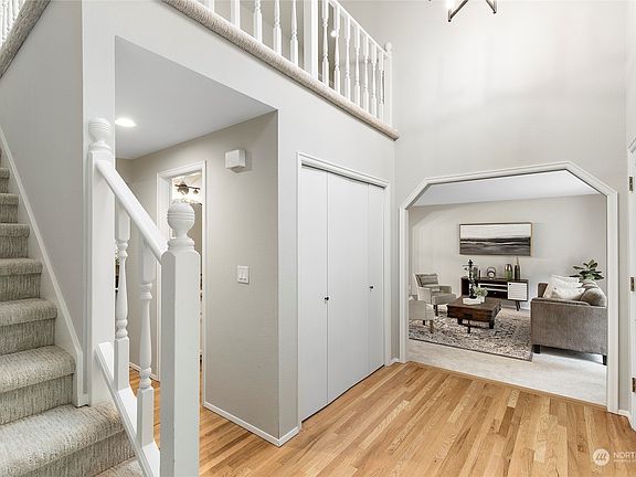 5th image of 16710 NE 137th Street