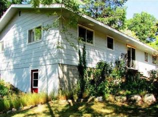 3948 Sunshine Dr, Anoka, MN 55303