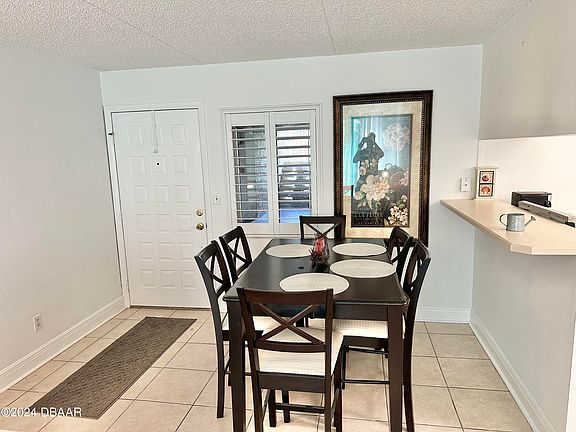 2nd image of 633 S Palmetto Ave #1070