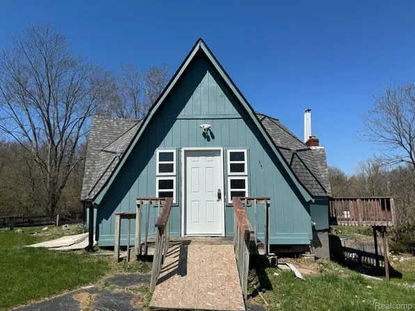11444 Clark Rd, Davisburg, MI 48350