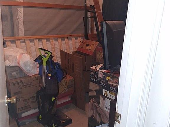 5th image of 4152 Pughsville Rd