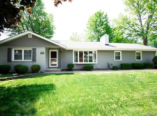 2016 Brandywine Ln, Port Huron, MI 48060