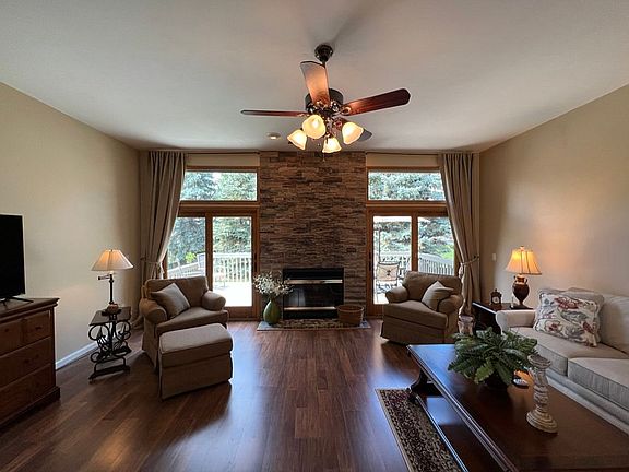 5th image of 3883 Prairie Creek Ln