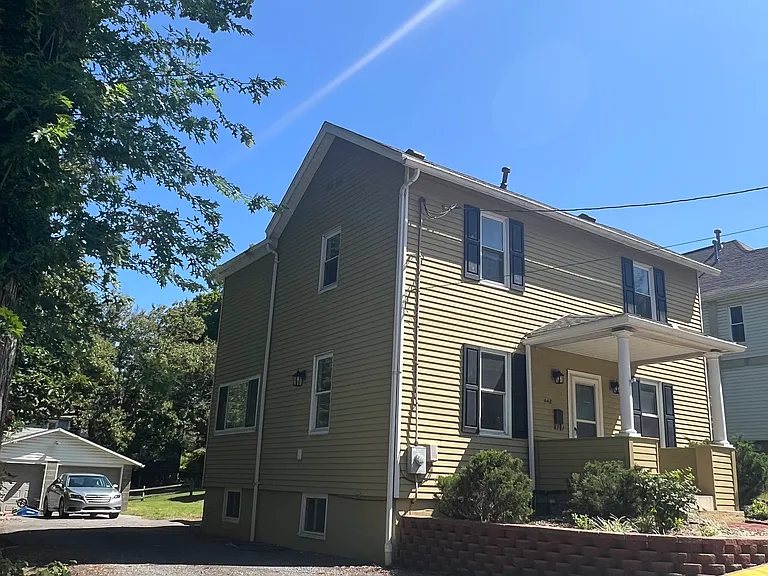 448 Grove St — Photo 2
