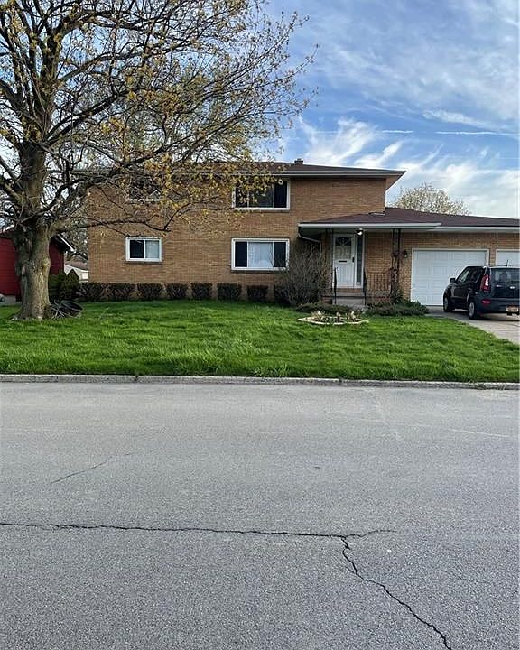 1st image of 34 South Dr