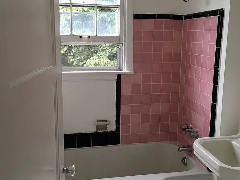 Sandycrest Terrace Apartments — Photo 8