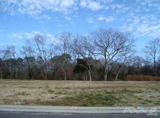 13 Bridgeton Dr, Cape Charles, VA 23310