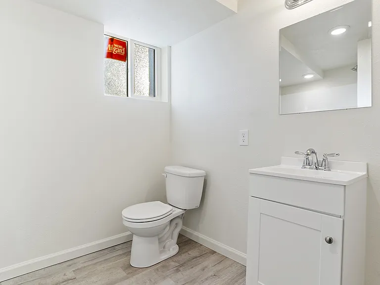 2928 Grant Ave #B — Photo 12