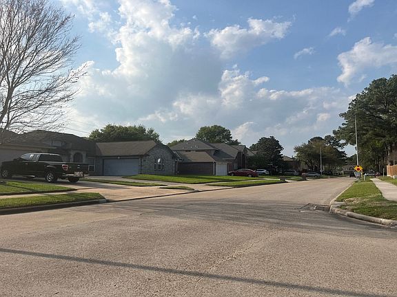 5th image of 7118 Pine Bower Ct