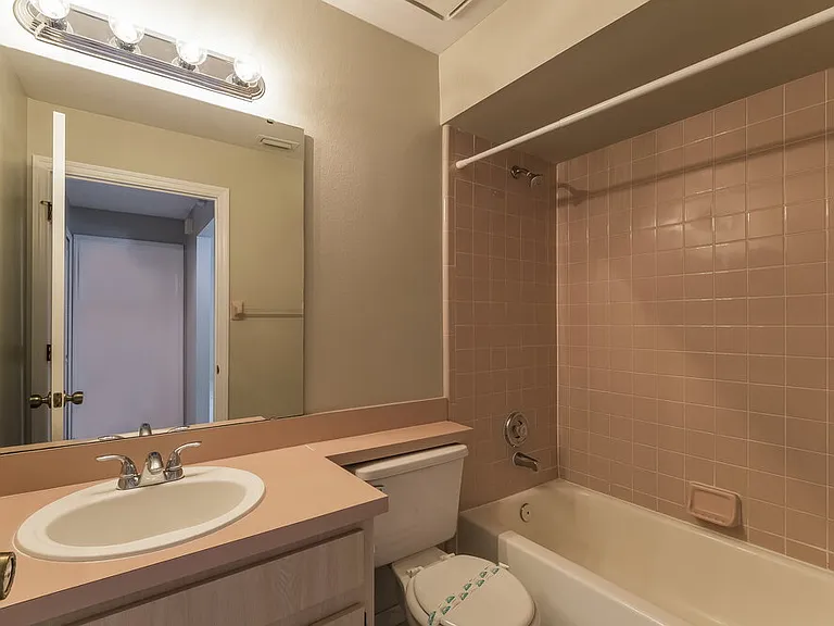 8853 Parliament Ct — Photo 14