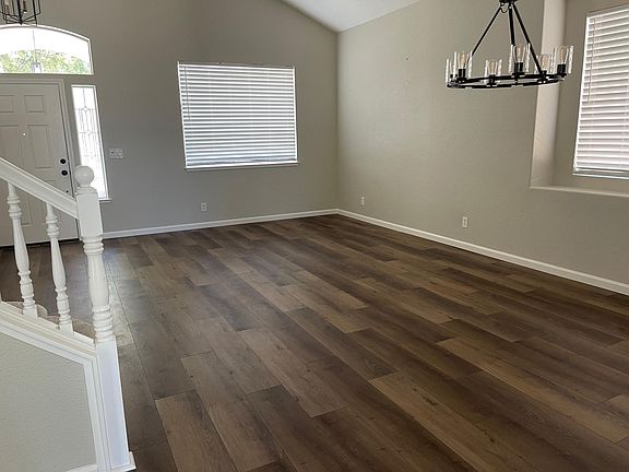 2nd image of 1574 Cushendall Dr