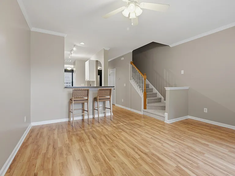 221 Grey Elm Trl — Photo 14