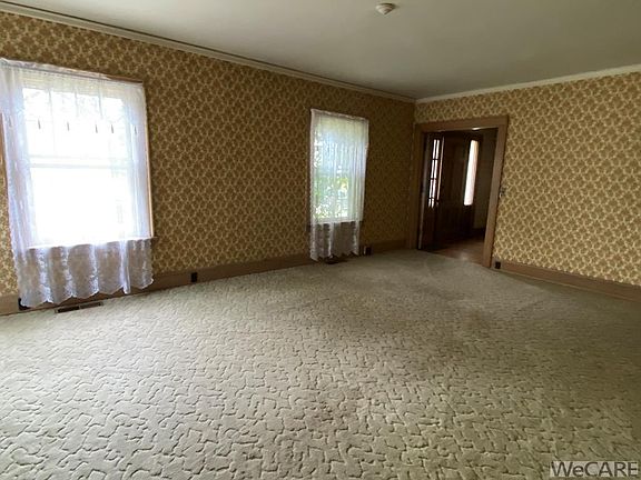 4th image of 413 S Lincoln Ave