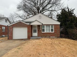 9000 Lackland Rd, Saint Louis, MO 63114