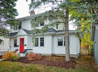 712 S 5th Ave, Saint Charles, IL 60174