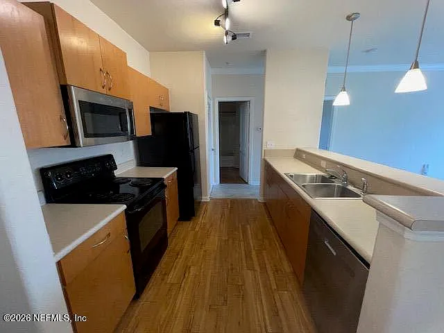 8290 Gate Pkwy W #1110 — Photo 6