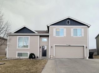 18707 Washington St, Omaha, NE 68135