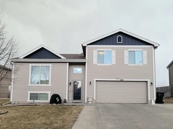 18707 Washington St, Omaha, NE 68135